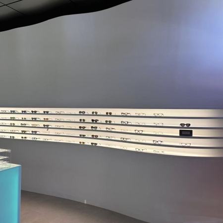 Commericial-Shop-GlenferrieOpticalShop-Dd52f0adcdd18b85e9ade5c49463710